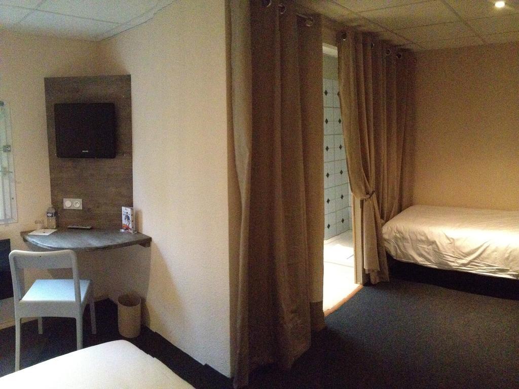 Les 4 Vallees Hotell Albertville Rum bild