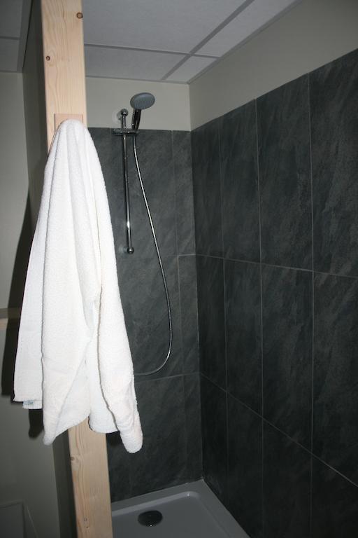 Les 4 Vallees Hotell Albertville Rum bild