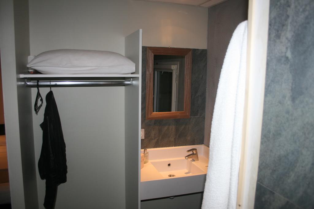 Les 4 Vallees Hotell Albertville Rum bild