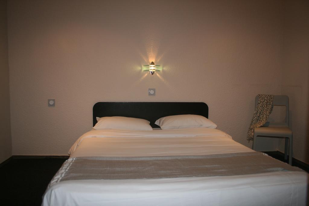 Les 4 Vallees Hotell Albertville Rum bild
