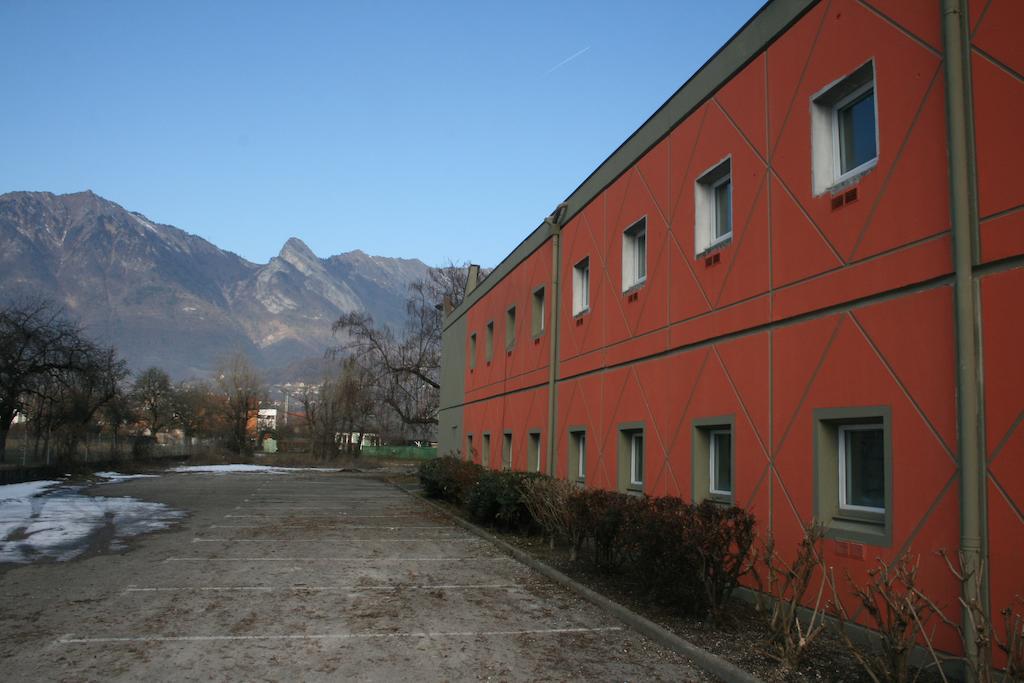 Les 4 Vallees Hotell Albertville Exteriör bild